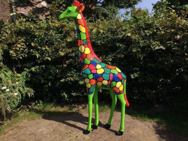 Bunte Deko Giraffe nach Kundenidee