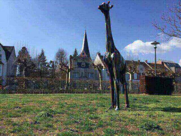 230 cm lange Deko Giraffe in kreativ schwarz