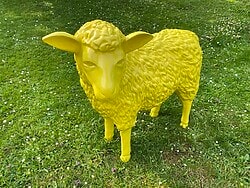Deko Kunst Schaf gelb