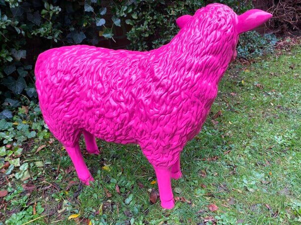 Deko Kunst Schaf in Pink