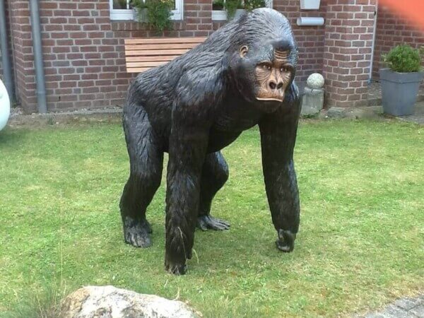 Deko Gorilla lebensgroß