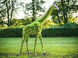 320 cm Hohe Deko Giraffe Design Green