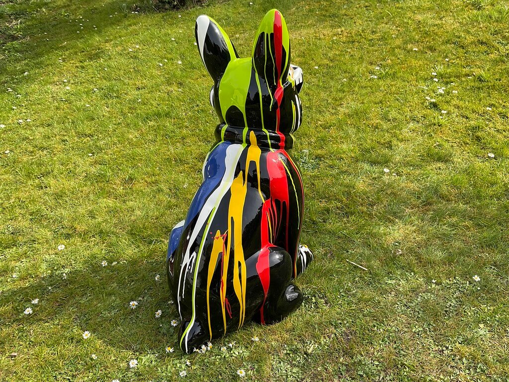 Skulptur Bulldogge kreativ schwarz sitzend