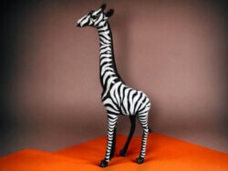 Deko Giraffe e aus GFk im Zebra Design