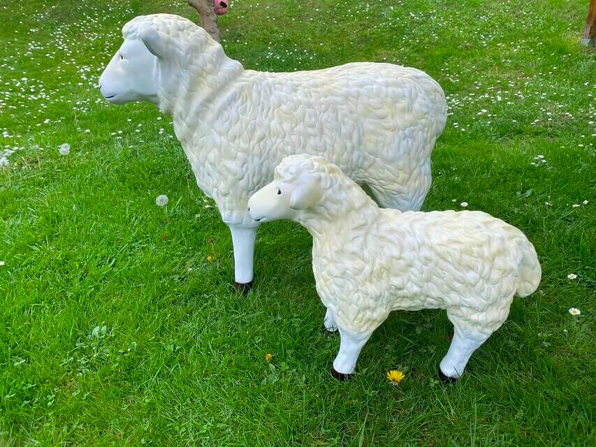 Deko Schaf und Lamm natürlich