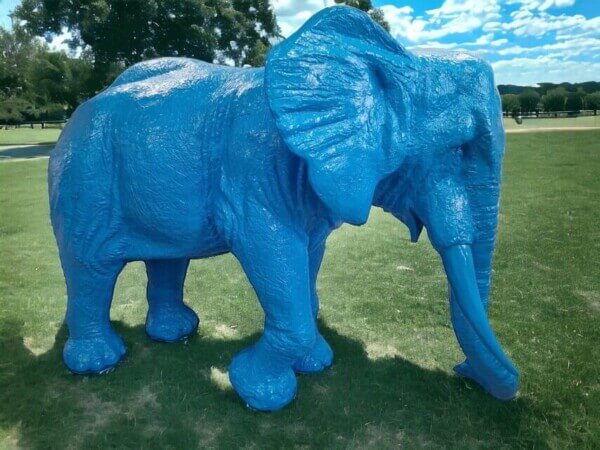 Blauer lebensgroßer Deko Elefant
