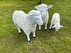 Schafe und Lamm als Deko für den Garten